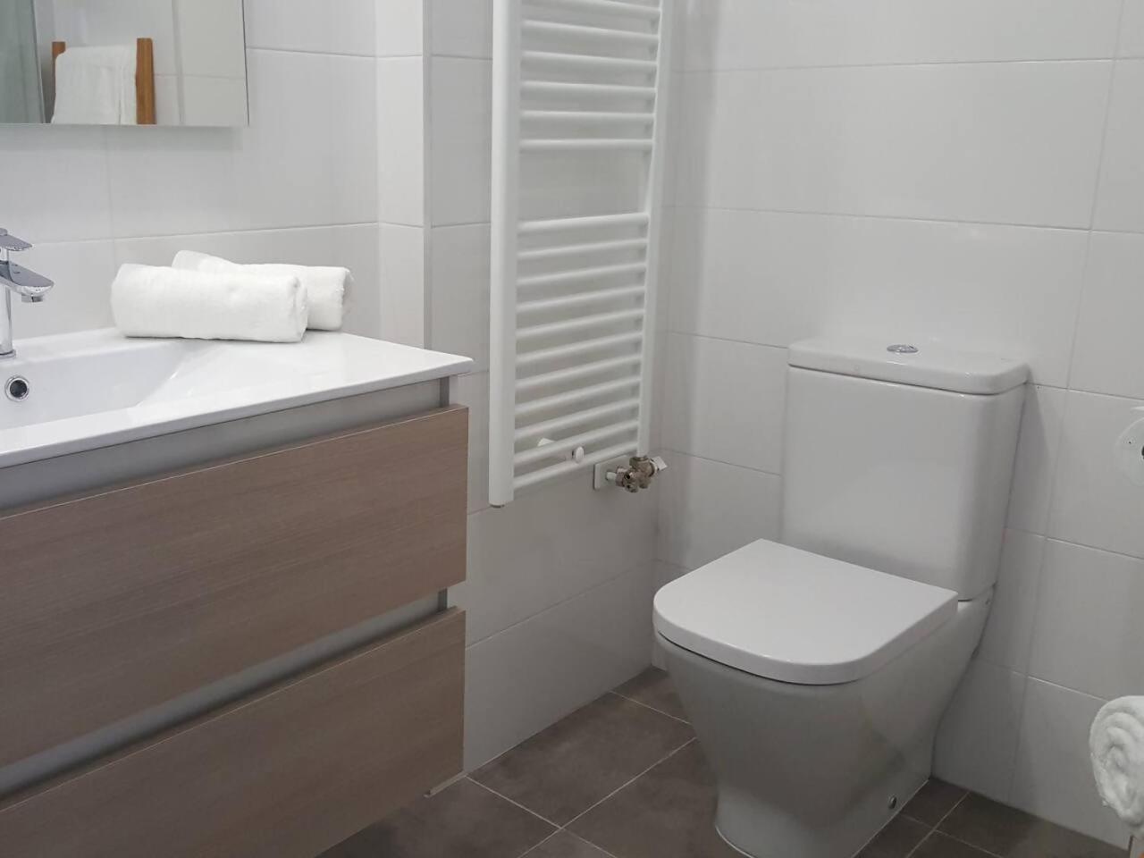 Apto La Estambrera I I Wifi Y Aire Acondicionado โลโกรโญ ภายนอก รูปภาพ